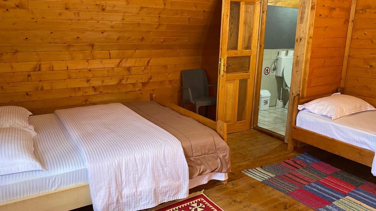 Bujtina Leke Gerla Hotel Theth Bagian luar foto